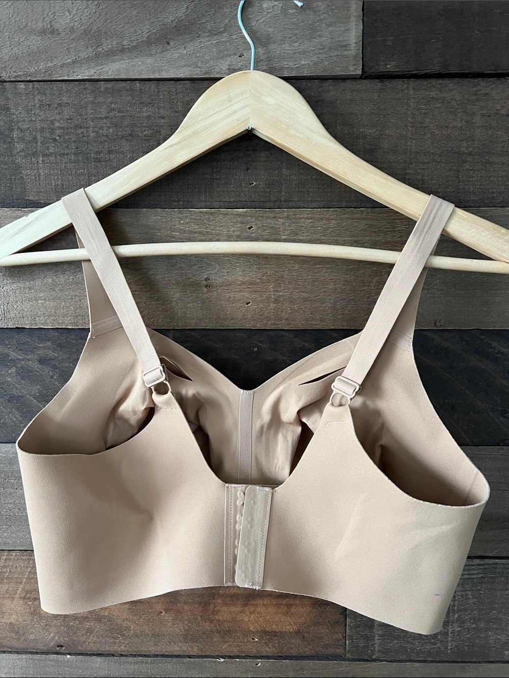 Evelyn & Bobbie Women's Beyond Bra in Mica Tan Size Medium - Picture 4 of 8